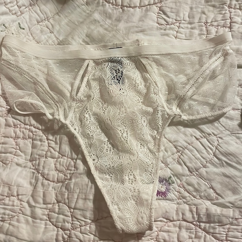 Victoria’s Secret Medium thongs